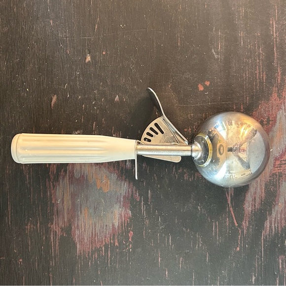 Hamilton Beach Model 78 Commercial Ice Cream Scoop White Handle Stainless Steel - Picture 2 of 6